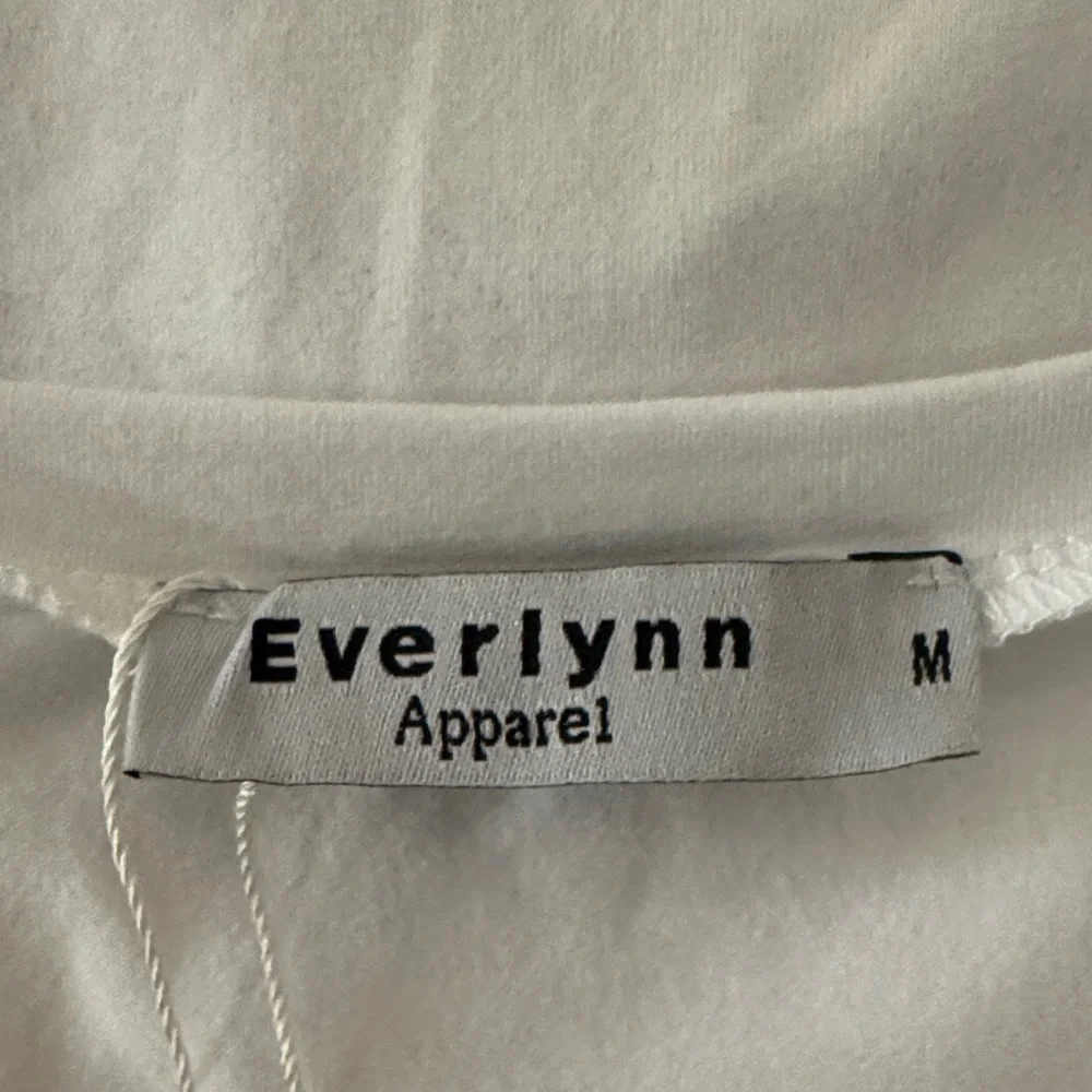 Everly White Tee with Black Script and Knot Detail - Picture 2 of 8